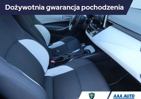 Toyota Corolla cena 95000 przebieg: 33167, rok produkcji 2019 z Słomniki małe 191